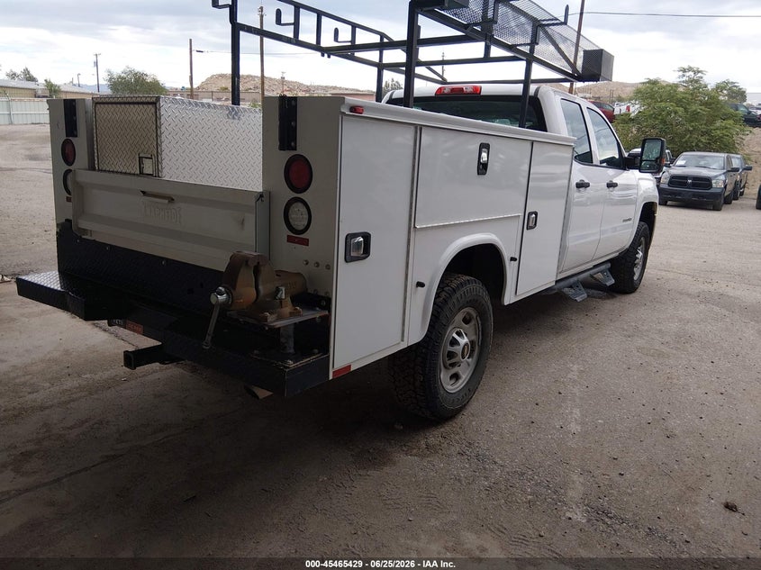Фото 4 - CHEVROLET SILVERADO 2500HD BUILT AFTER AUG 14