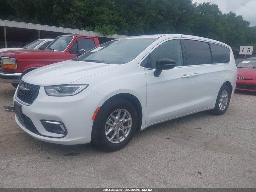 2024 Chrysler Pacifica Touring L 2C4RC1BG5RR144421 photo 1