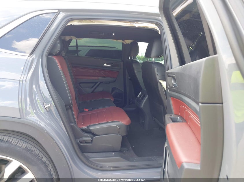 2022 Volkswagen Atlas Cross Sport 3.6L V6 Sel Premium R-Line VIN: 1V2FE2CAXNC204420 Lot: 45465505