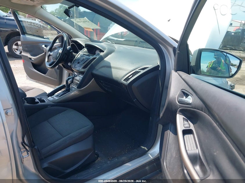 2012 FORD FOCUS auction photo 5