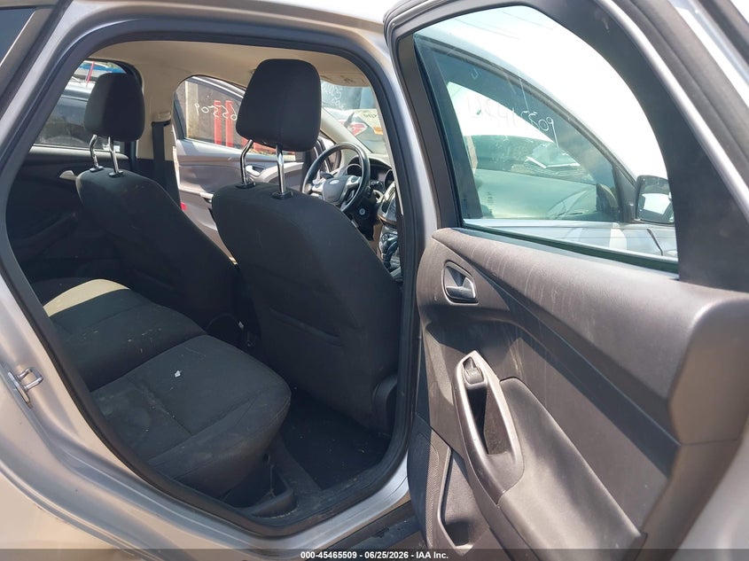 2012 FORD FOCUS auction photo 8