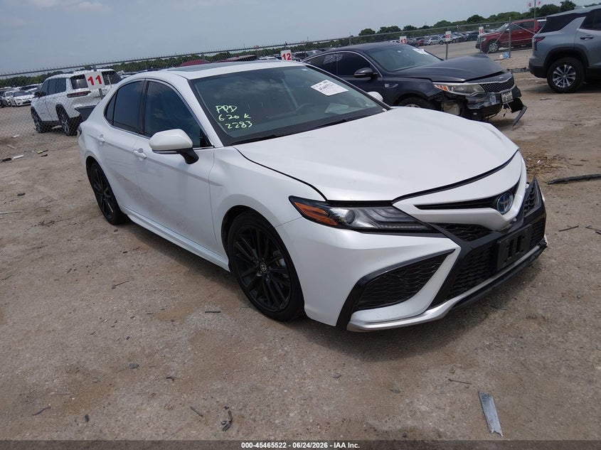 2024 TOYOTA CAMRY HYBRID XSE