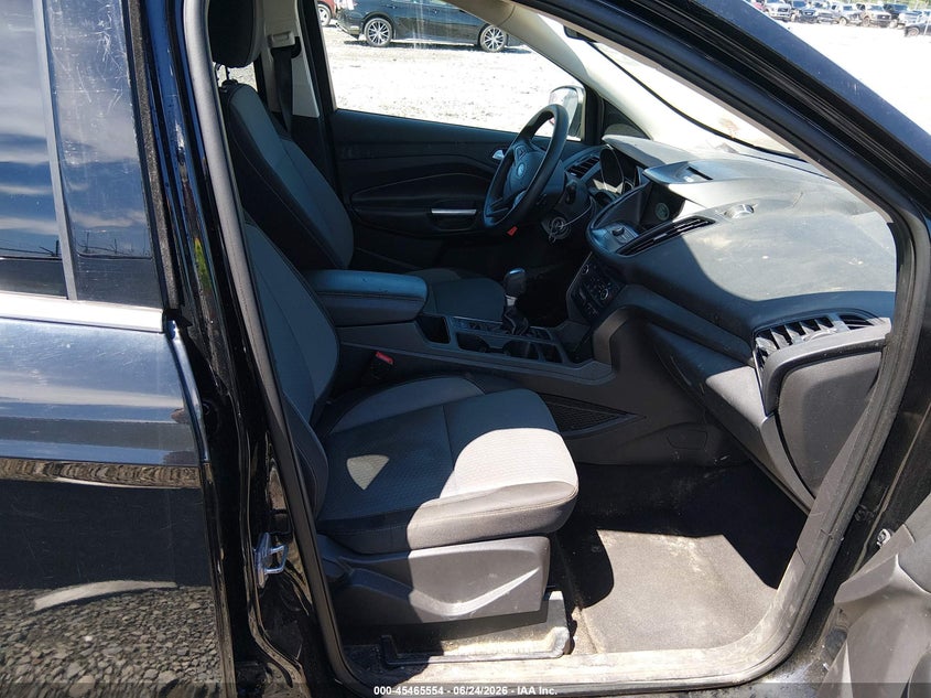 2017 FORD ESCAPE auction photo 5