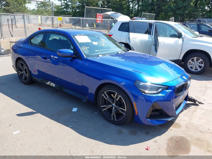 2024 BMW 230i Xdrive