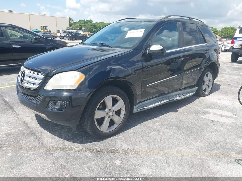 4JGBB5GBXAA600376 2010 Mercedes-Benz Ml 350 photo 1