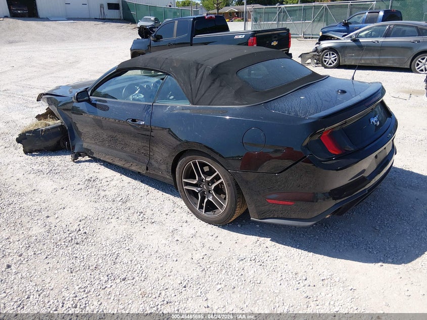 2019 FORD MUSTANG auction photo 3
