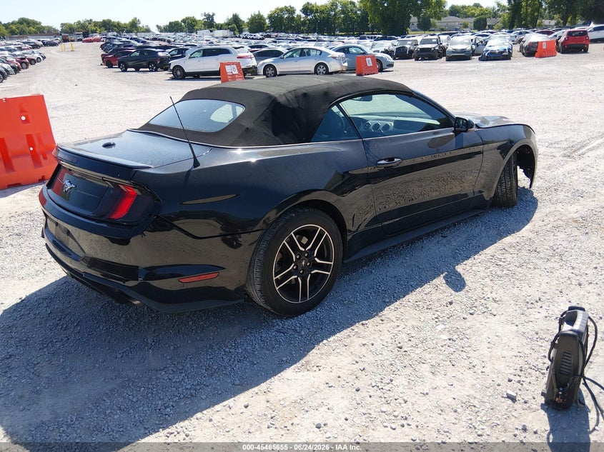 2019 FORD MUSTANG auction photo 4