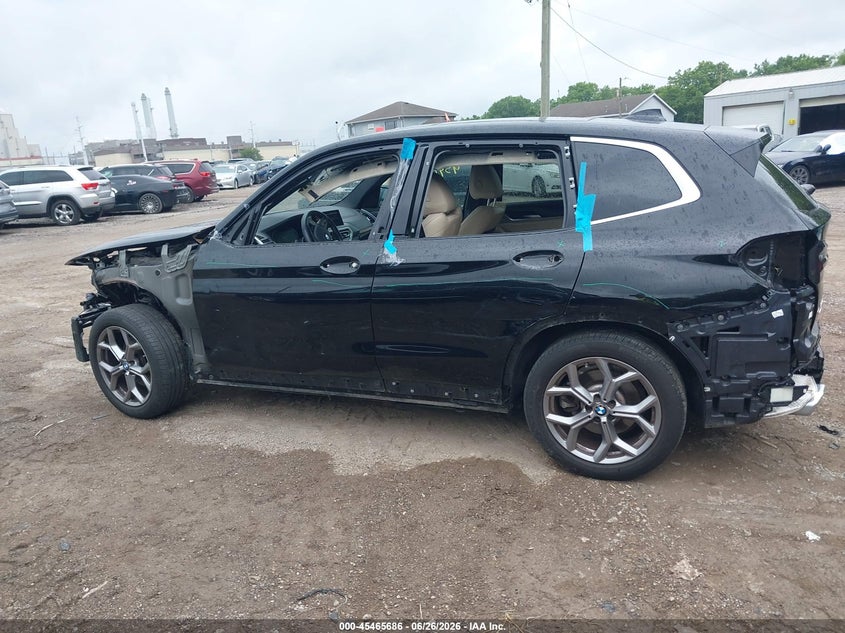 BMW X3 - zdjecie 15