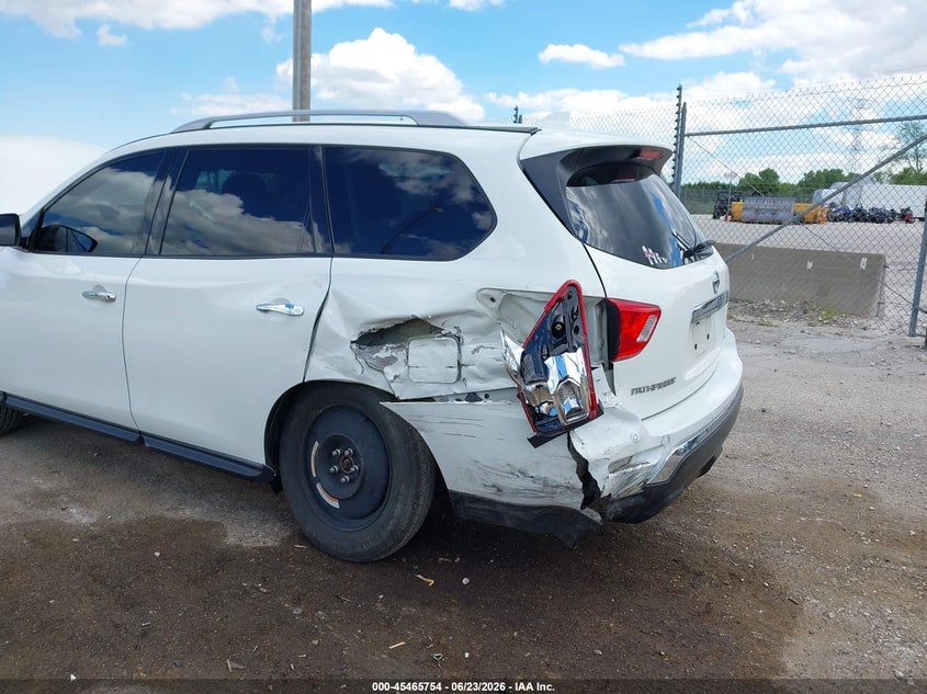 2019 NISSAN PATHFINDER auction photo 6