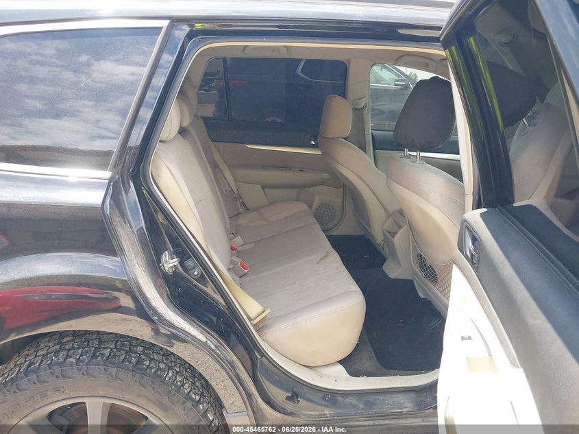 2013 SUBARU OUTBACK auction photo 8