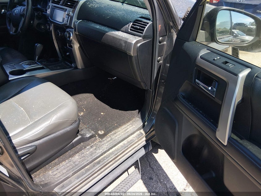 2018 TOYOTA 4RUNNER auction photo 5