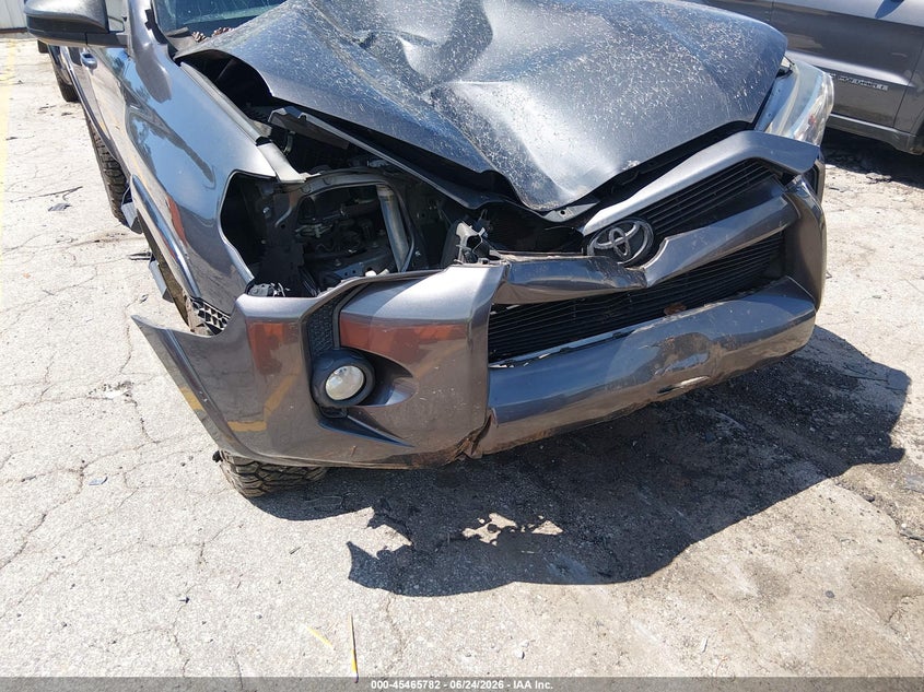 2018 TOYOTA 4RUNNER auction photo 6