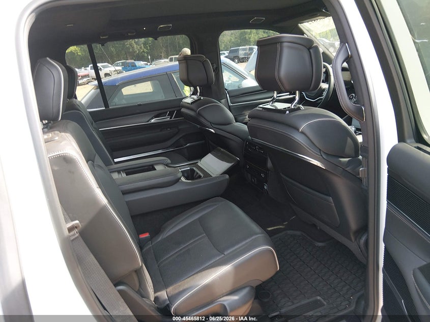 2024 JEEP GRAND WAGONEER auction photo 8