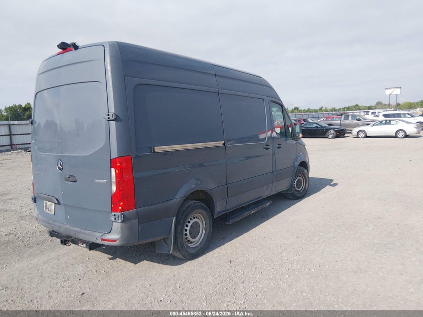 2019 MERCEDES-BENZ SPRINTER 2500 auction photo 4