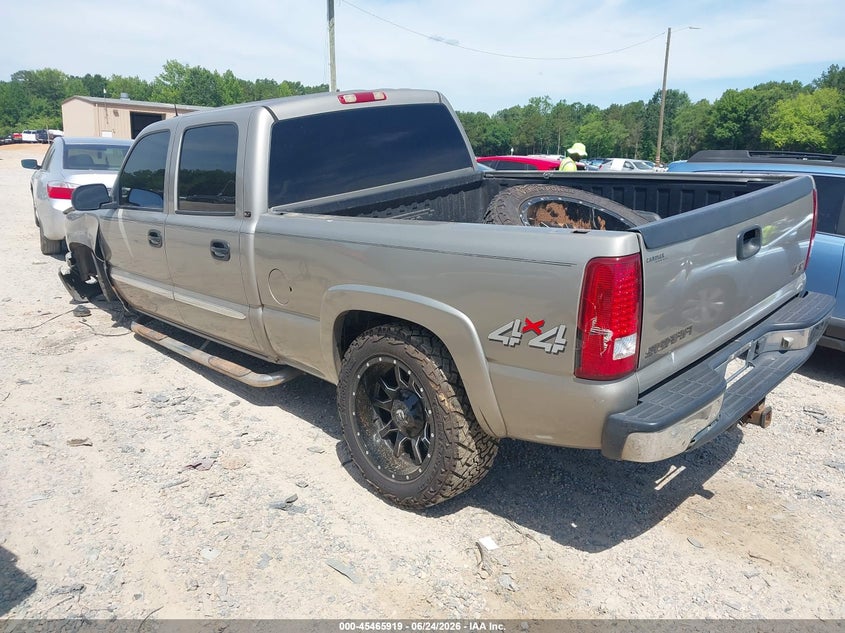 2003 GMC SIERRA 1500HD auction photo 3
