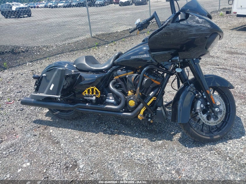 2018 Harley-Davidson Fltrxs Road Glide Special VIN: 1HD1KTC19JB685107 Lot: 45465946