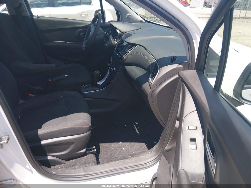 CHEVROLET TRAX 2018 VIN 3GNCJKSB9JL211522