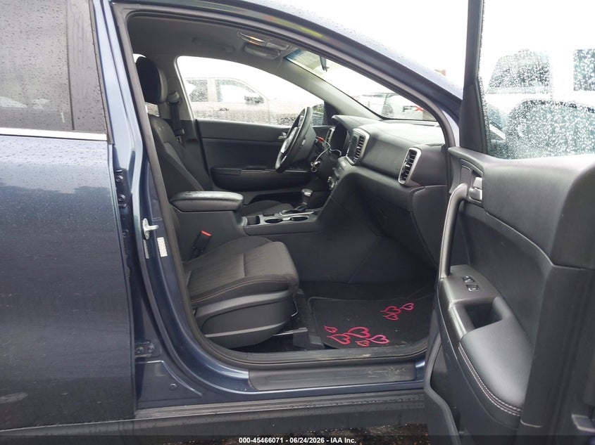 VIN KNDPM3AC7M7863906 2021 KIA SPORTAGE LX