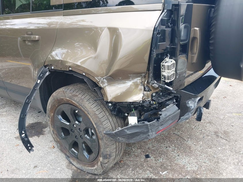 2026 Land Rover Defender P300 S VIN: SALEJ7EX4T2496309 Lot: 45466108