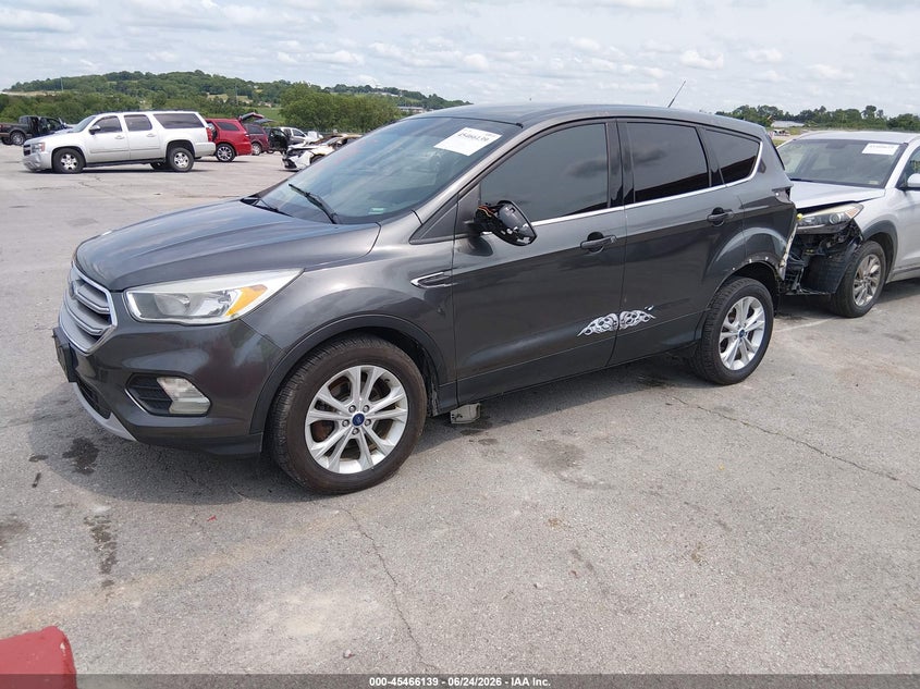 2017 FORD ESCAPE auction photo 2