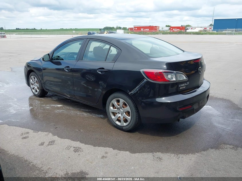 Vin: jm1bl1tfxd1742556, lot: 45964278, mazda mazda3 i sv 20133
