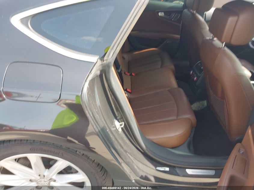 2013 AUDI A7 auction photo 8