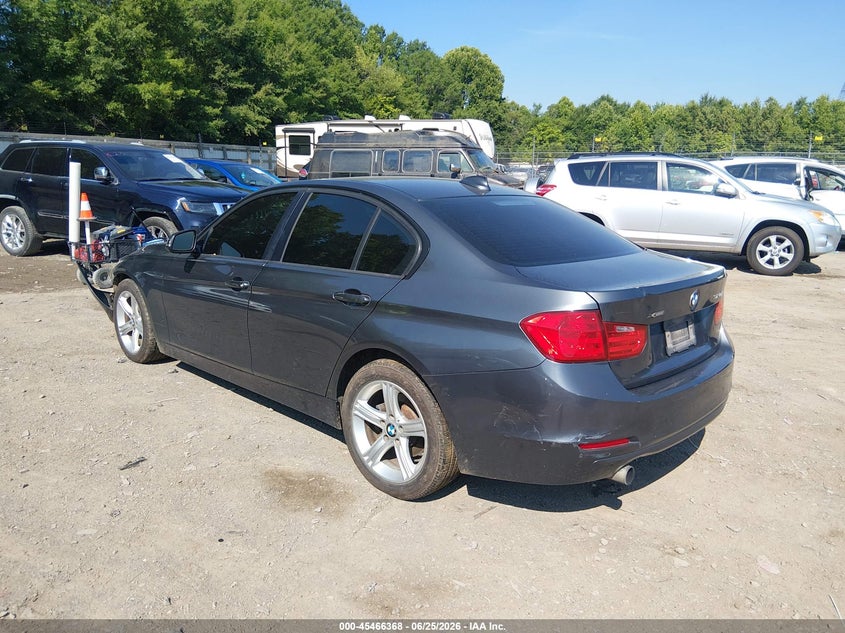Vin: wba3c3c5xdf981662, lot: 45964506, bmw 320i xdrive 20133