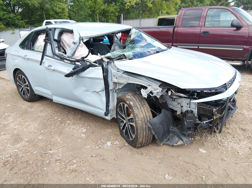 2025 VOLKSWAGEN JETTA auction photo 1