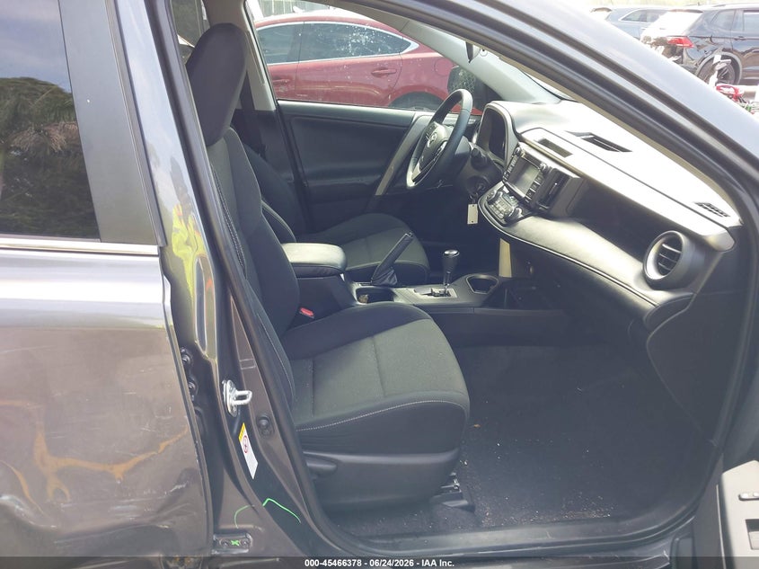 2016 TOYOTA RAV4 auction photo 5