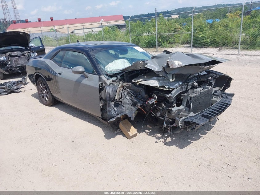Vin: 2c3cdzgg2jh209685, lot: 45964617, dodge challenger gt awd 2018 img_1