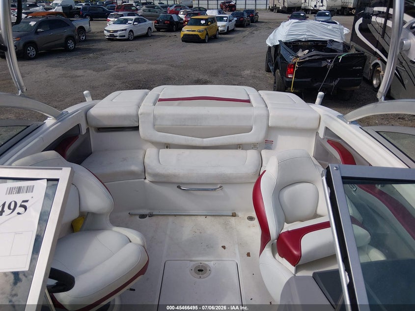 2013 CHAPPARAL 206 SSI auction photo 8