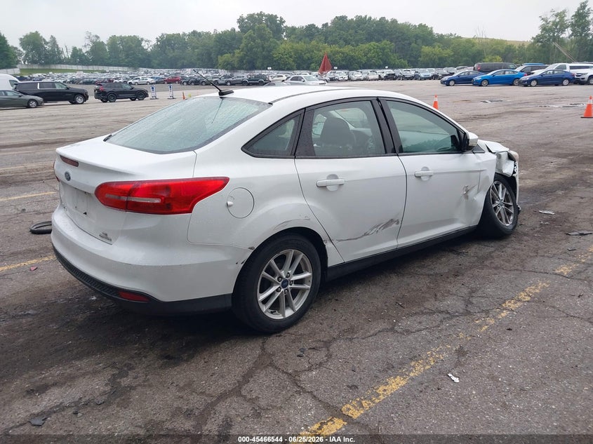 Vin: 1fadp3f20fl204141, lot: 45964681, ford focus se 20154