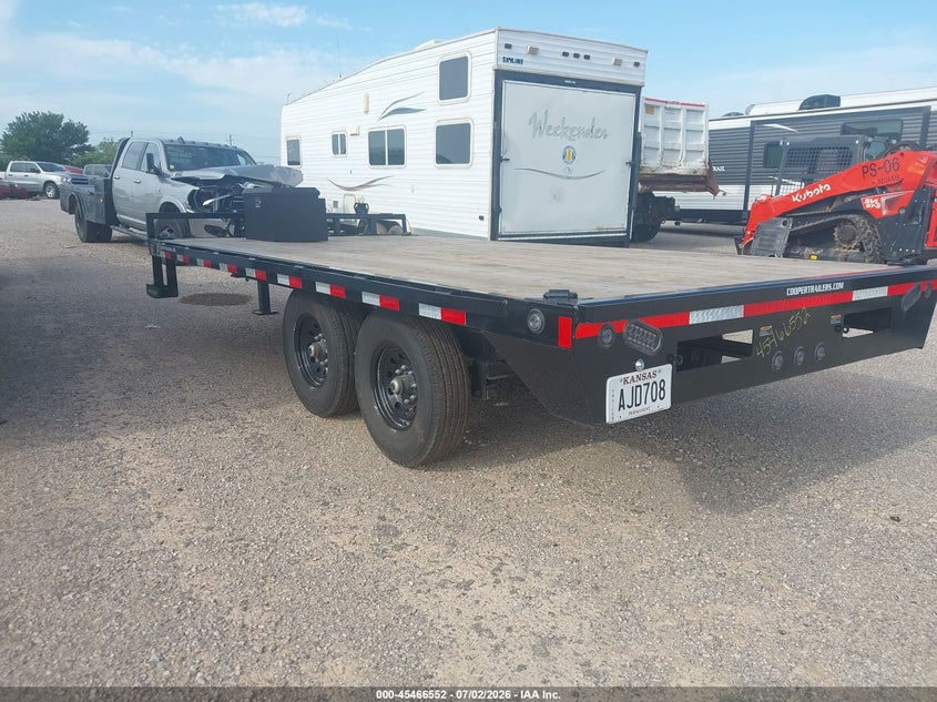 2026 LOAD TRAIL 16' DECKOVER FLATBED TRAILER auction photo 3