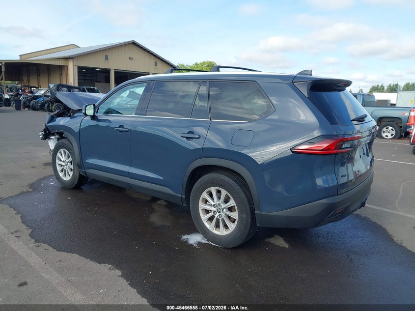 2025 TOYOTA GRAND HIGHLANDER auction photo 3