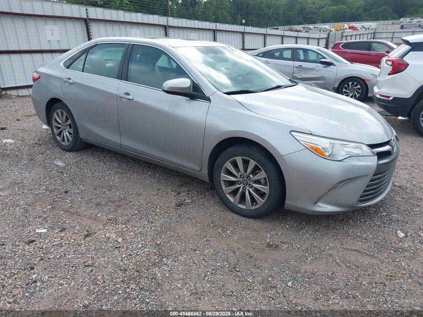2017 TOYOTA CAMRY auction photo 1