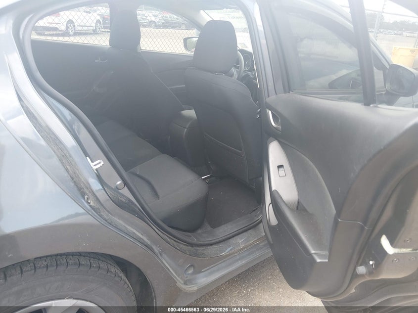 MAZDA MAZDA3 2014 VIN JM1BM1T79E1136804