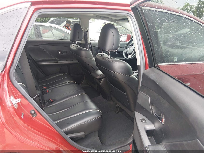 2013 TOYOTA VENZA auction photo 8