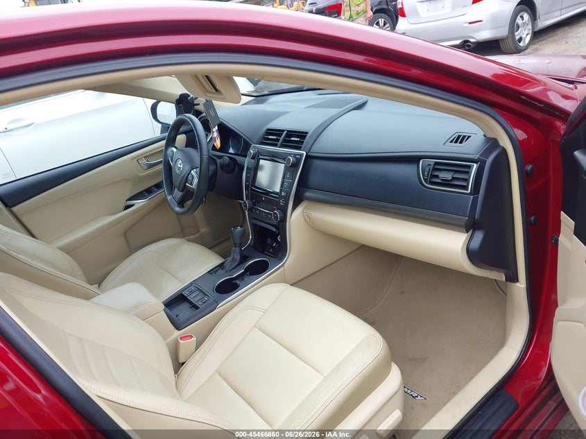 TOYOTA CAMRY HYBRID - zdjęcie 5