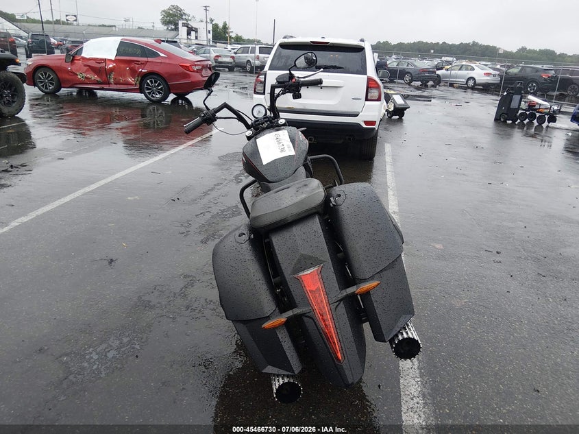 2013 VICTORY MOTORCYCLES HARD-BALL auction photo 6