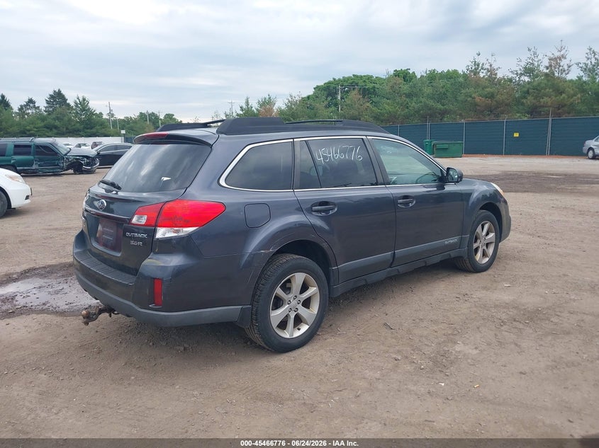 Vin: 4s4brccc1d3229342, lot: 45964913, subaru outback 2.5i premium 20134