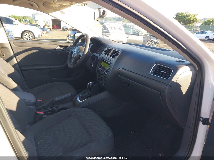 2014 VOLKSWAGEN JETTA auction photo 5