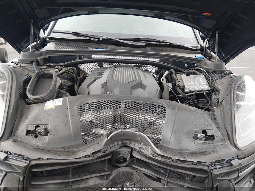 2023 Porsche Macan T VIN: WP1AA2A57PLB02040 Lot: 45466871