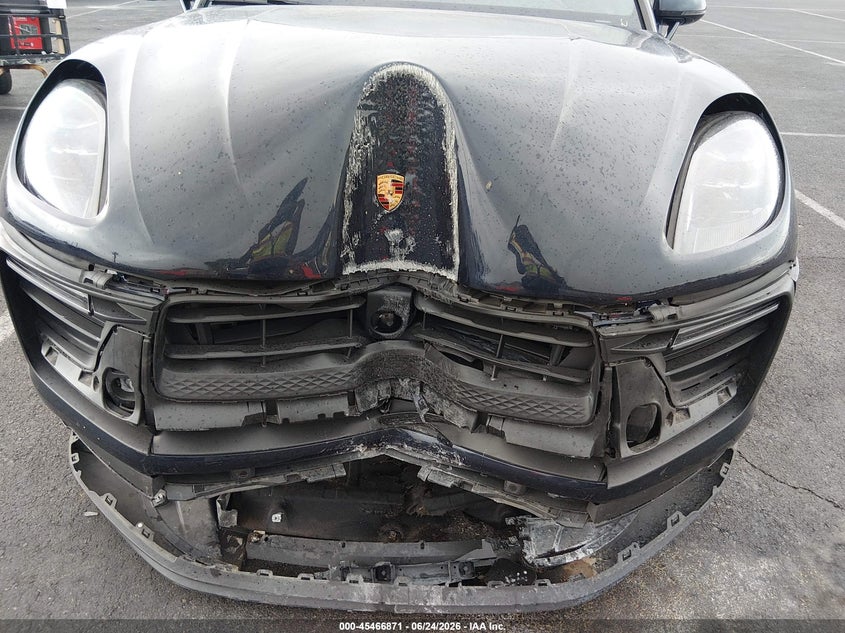2023 Porsche Macan T VIN: WP1AA2A57PLB02040 Lot: 45466871