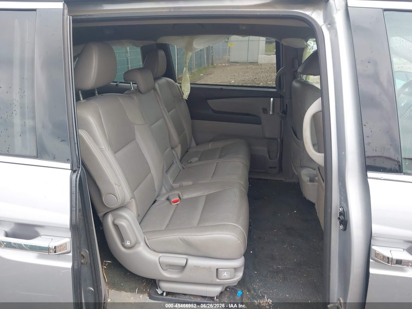 2016 HONDA ODYSSEY auction photo 8