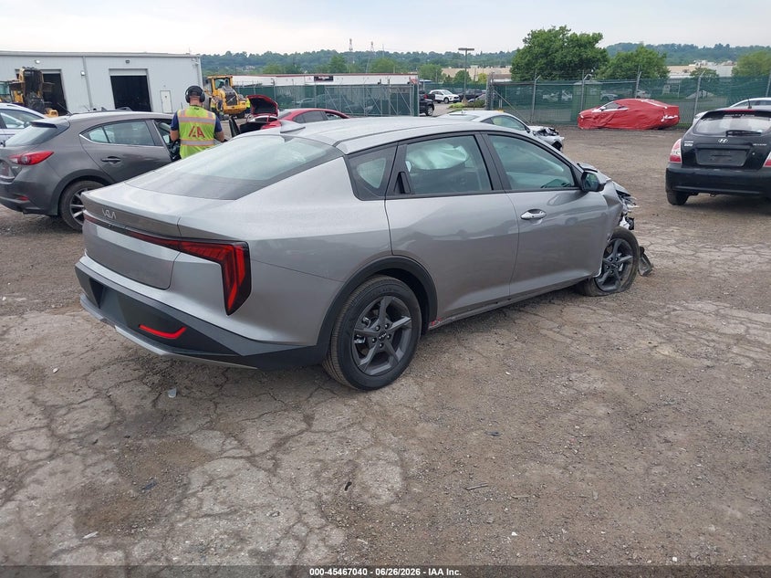 Vin: 3kpft4de1te348271, lot: 45965177, kia k4 lxs 20264