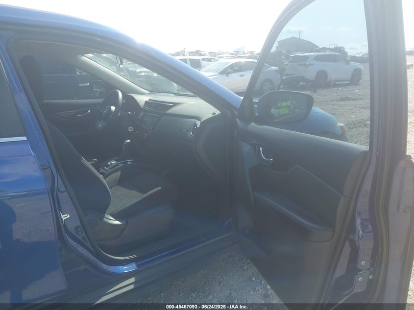 AtlanticExpress - Nissan Rogue Sport