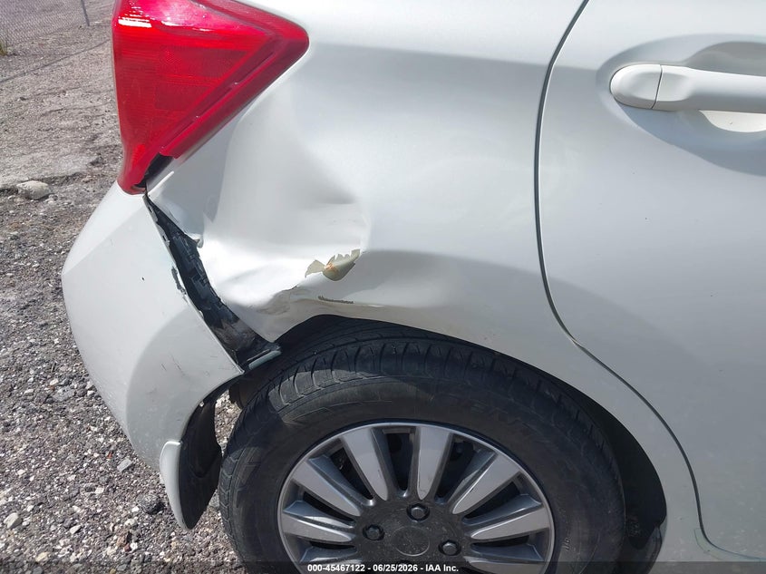 Фото 6 - NISSAN VERSA NOTE