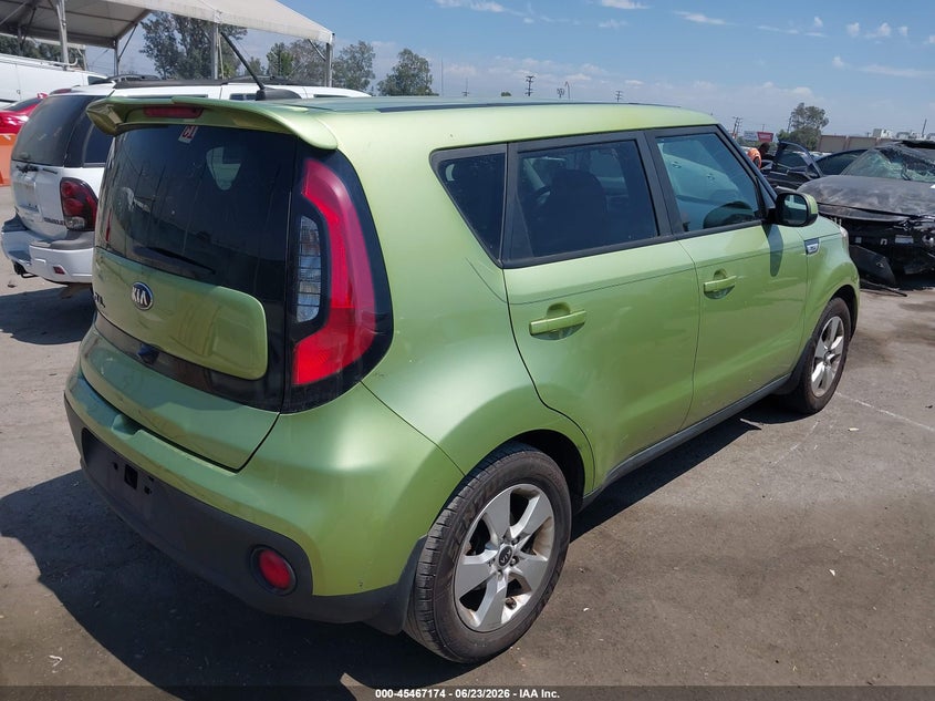 2017 KIA SOUL auction photo 4
