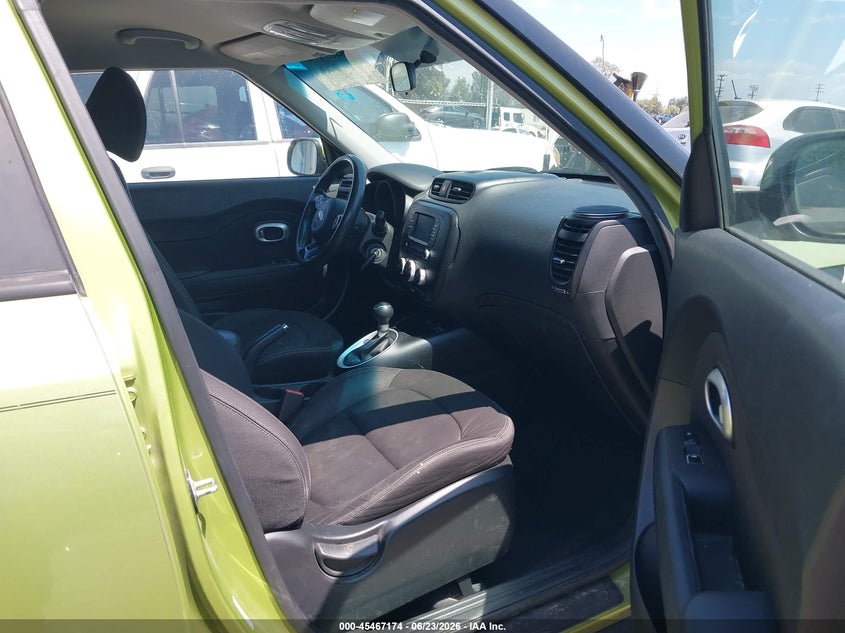 2017 KIA SOUL auction photo 5