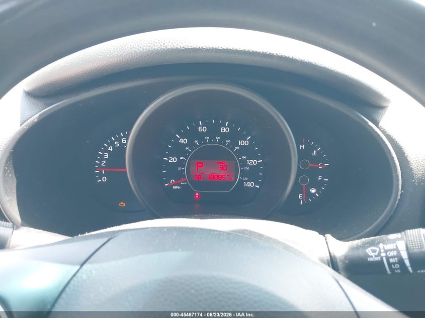 2017 KIA SOUL auction photo 7